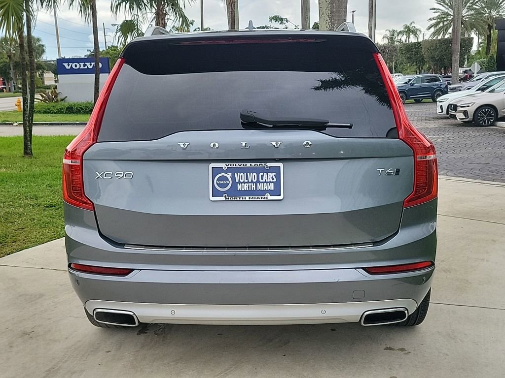 Used 2016 Volvo XC90 T6 Momentum w/ Vision Package image 5