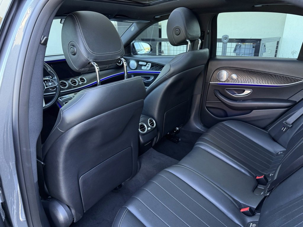 Used 2020 Mercedes-Benz E 350 4MATIC Sedan image 25