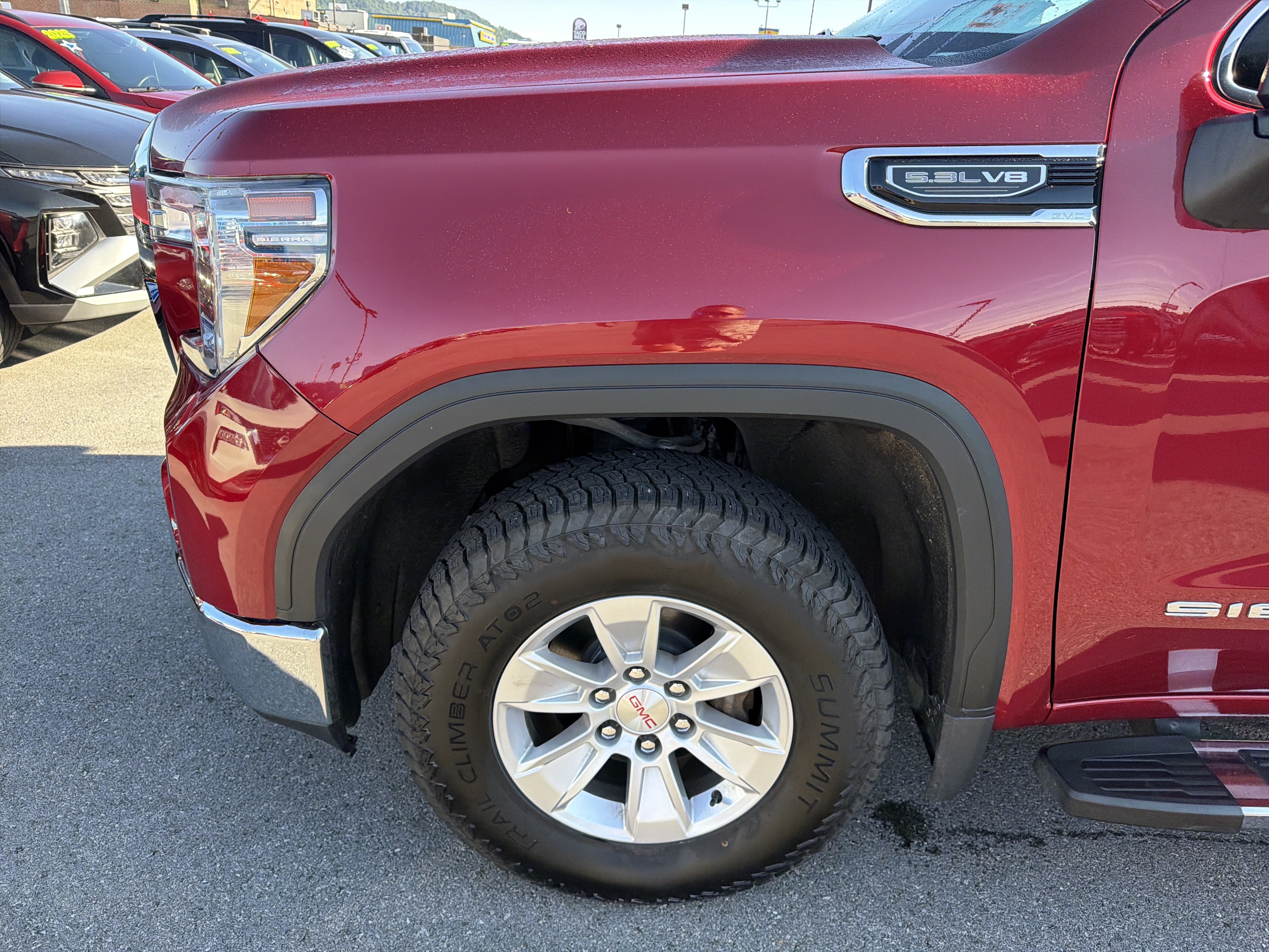 Used 2019 GMC Sierra 1500 SLE w/ SLE Value Package AWD/4WD image 11