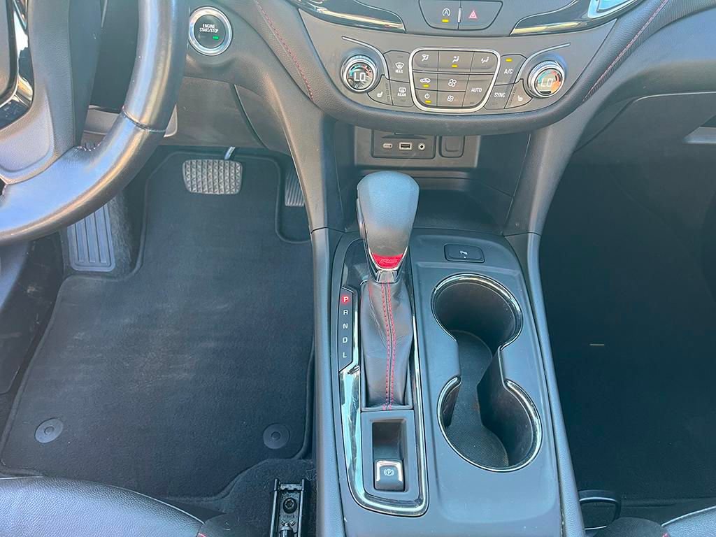 Used 2022 Chevrolet Equinox RS w/ RS Leather Package image 26