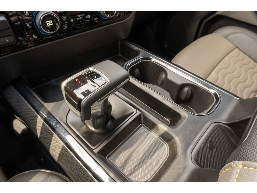 Used 2025 Chevrolet Silverado 1500 ZR2 image 25