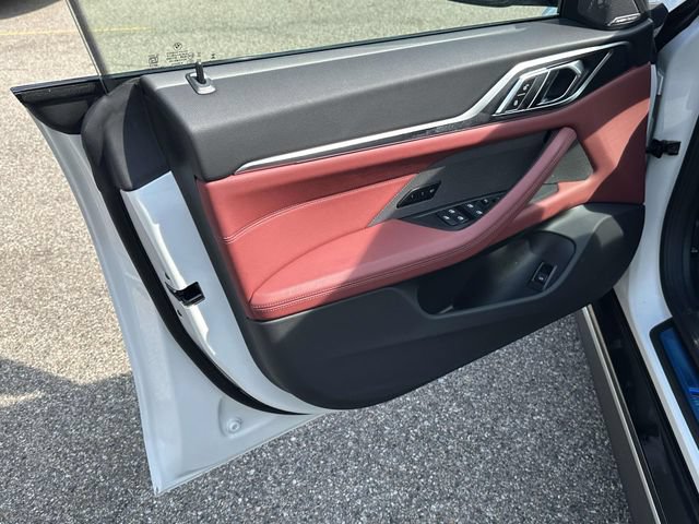 New 2026 BMW 430i xDrive w/ M Sport Package AWD/4WD image 11