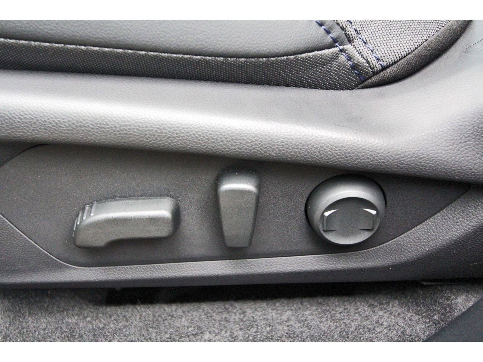 New 2026 Subaru Forester Premium AWD/4WD image 23