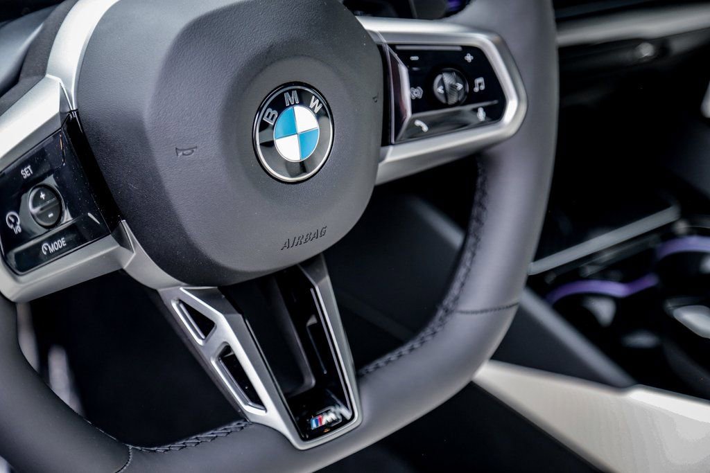 Used 2026 BMW 530i xDrive w/ M Sport Package image 12