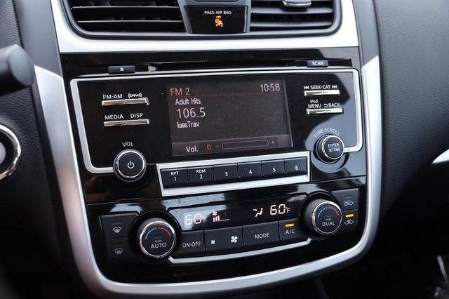 Used 2018 Nissan Altima 2.5 SV FWD image 15