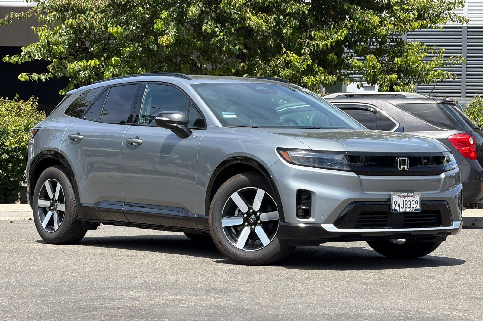 Used 2025 Honda Prologue Touring image 2