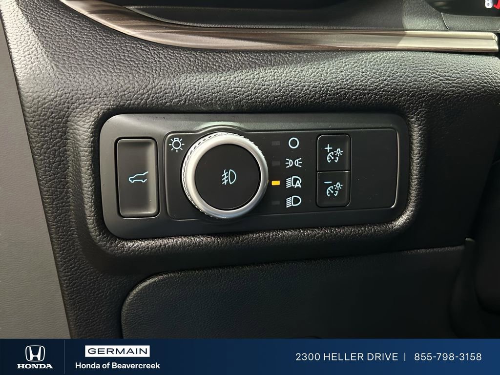 Used 2022 Ford Explorer Limited w/ Limited Technology Package AWD/4WD image 26