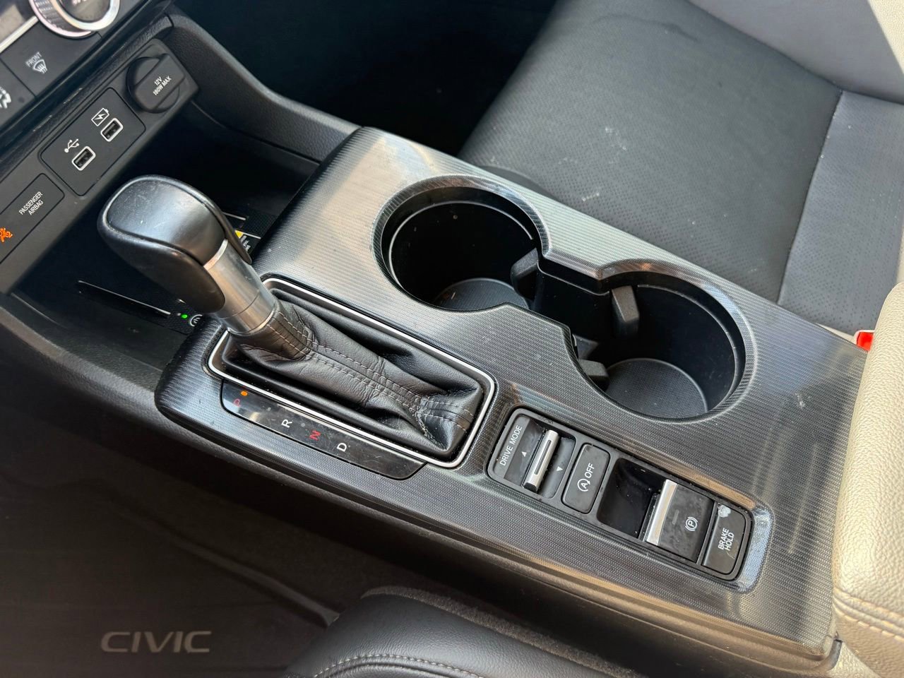 Used 2022 Honda Civic Touring image 17