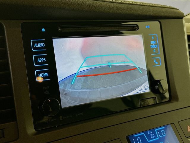 Used 2017 Toyota Sienna XLE w/ XLE Navigation Package image 18