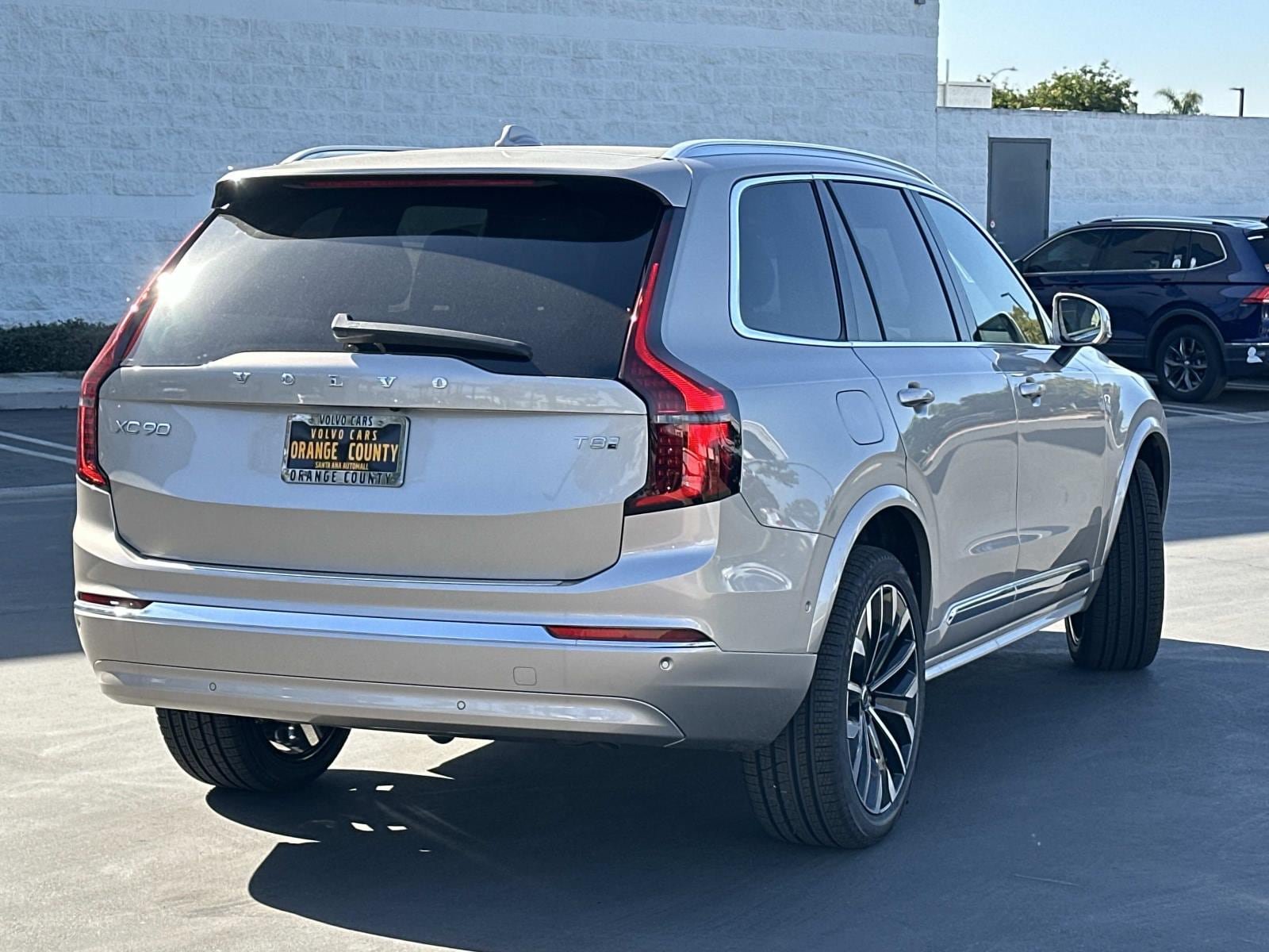 New 2026 Volvo XC90 T8 Plus AWD/4WD image 6
