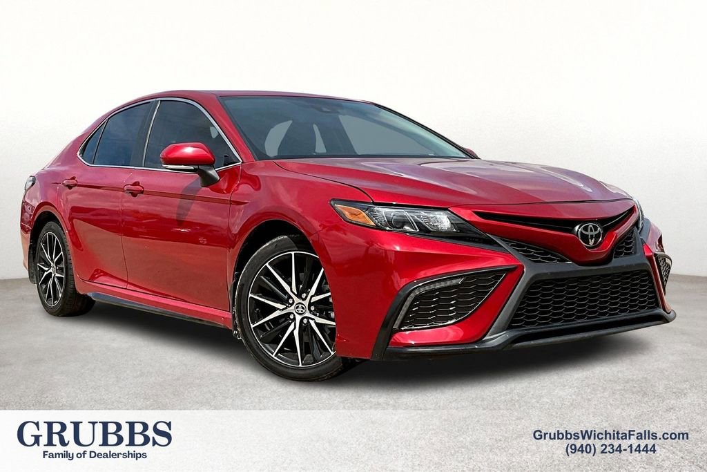 Used 2024 Toyota Camry SE