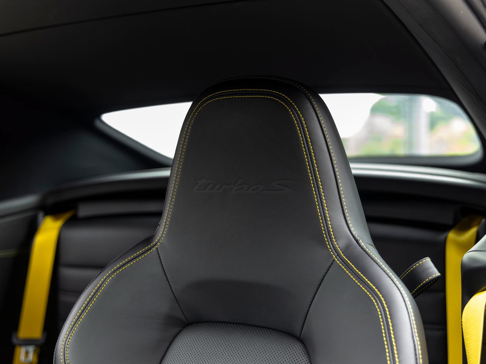 Certified 2021 Porsche 911 Turbo S AWD/4WD image 33