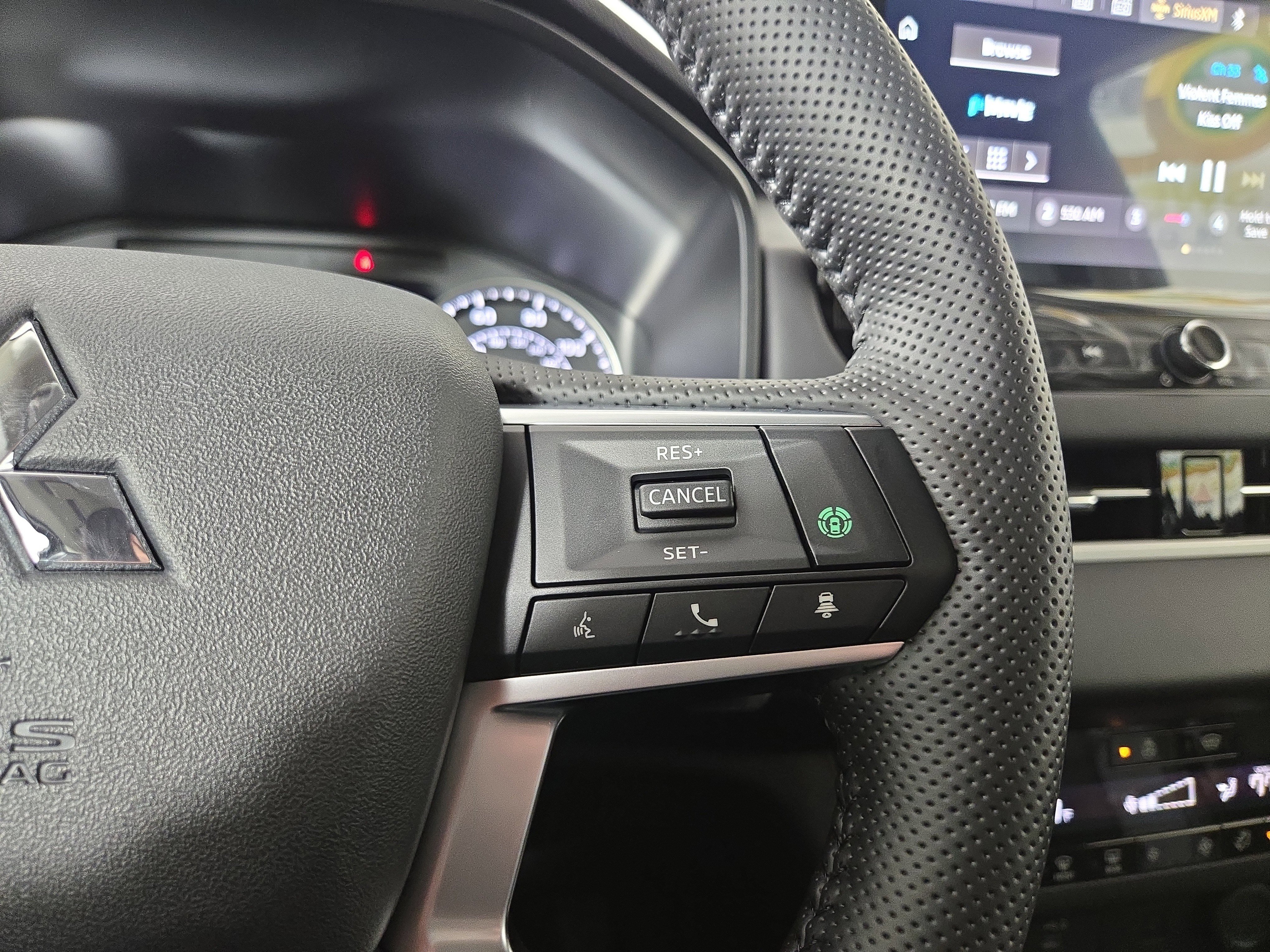New 2026 Mitsubishi Outlander SE AWD/4WD image 16