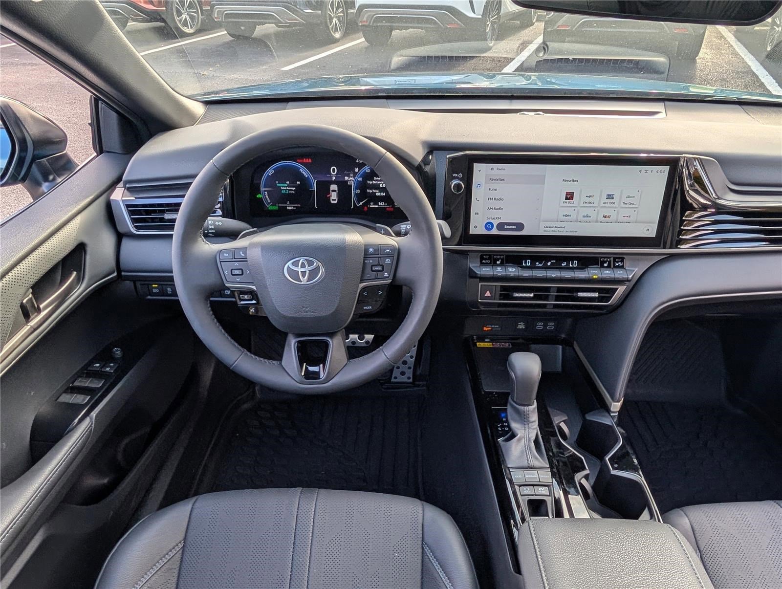Used 2025 Toyota Camry XSE image 17