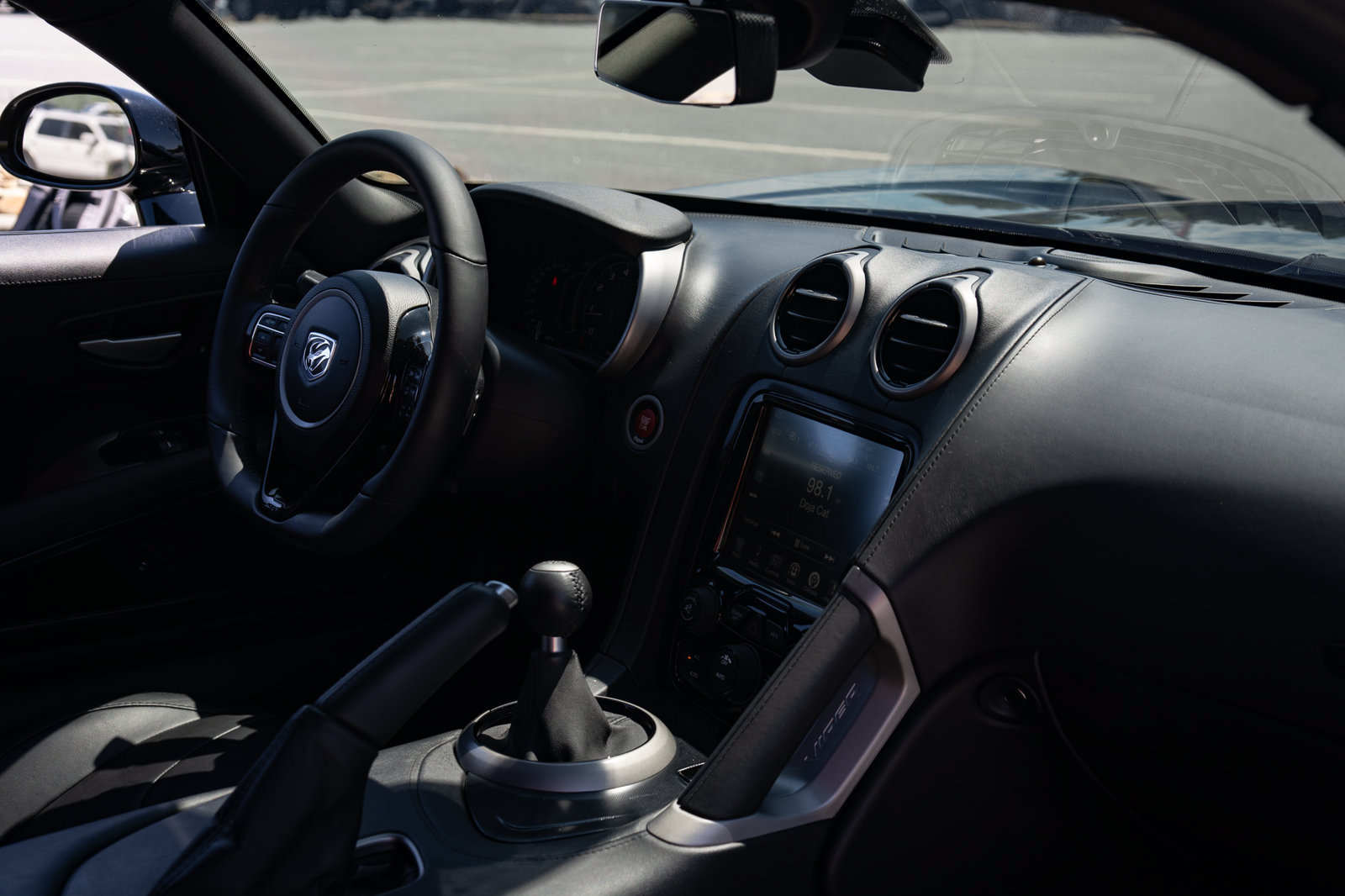 Used 2014 SRT Viper SRT-10 w/ Advanced Aerodynamics Package RWD image 42