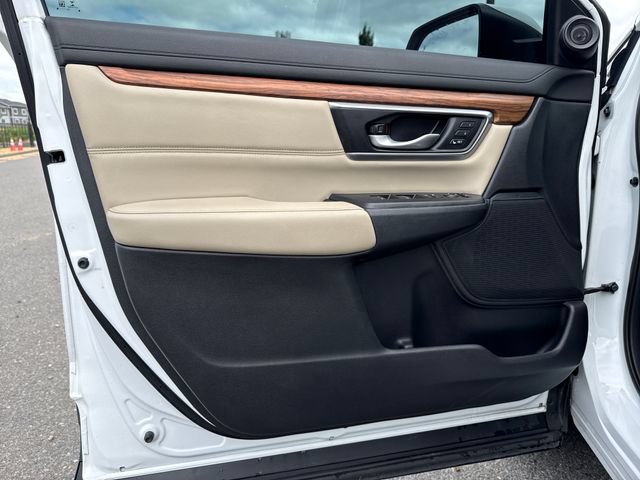 Used 2022 Honda CR-V Touring image 18