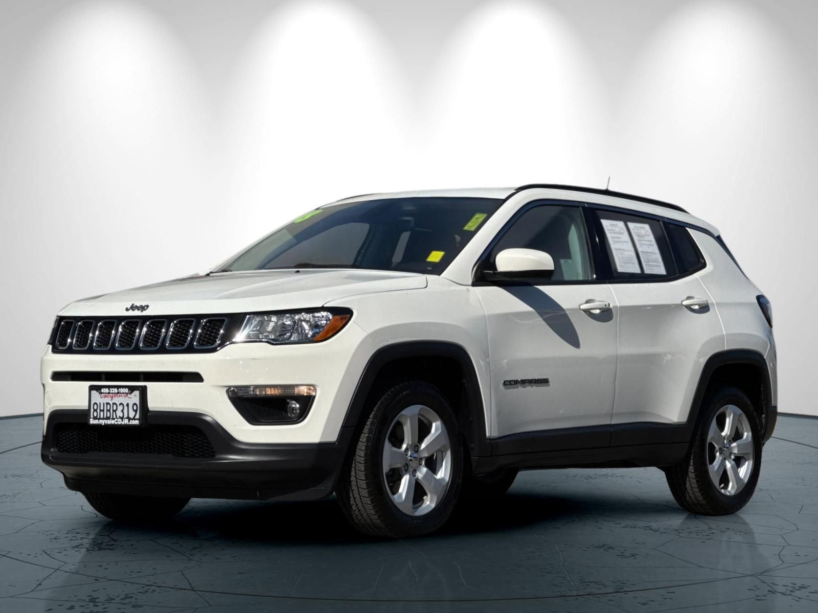 Used 2018 Jeep Compass Latitude w/ Popular Equipment Group AWD/4WD image 8