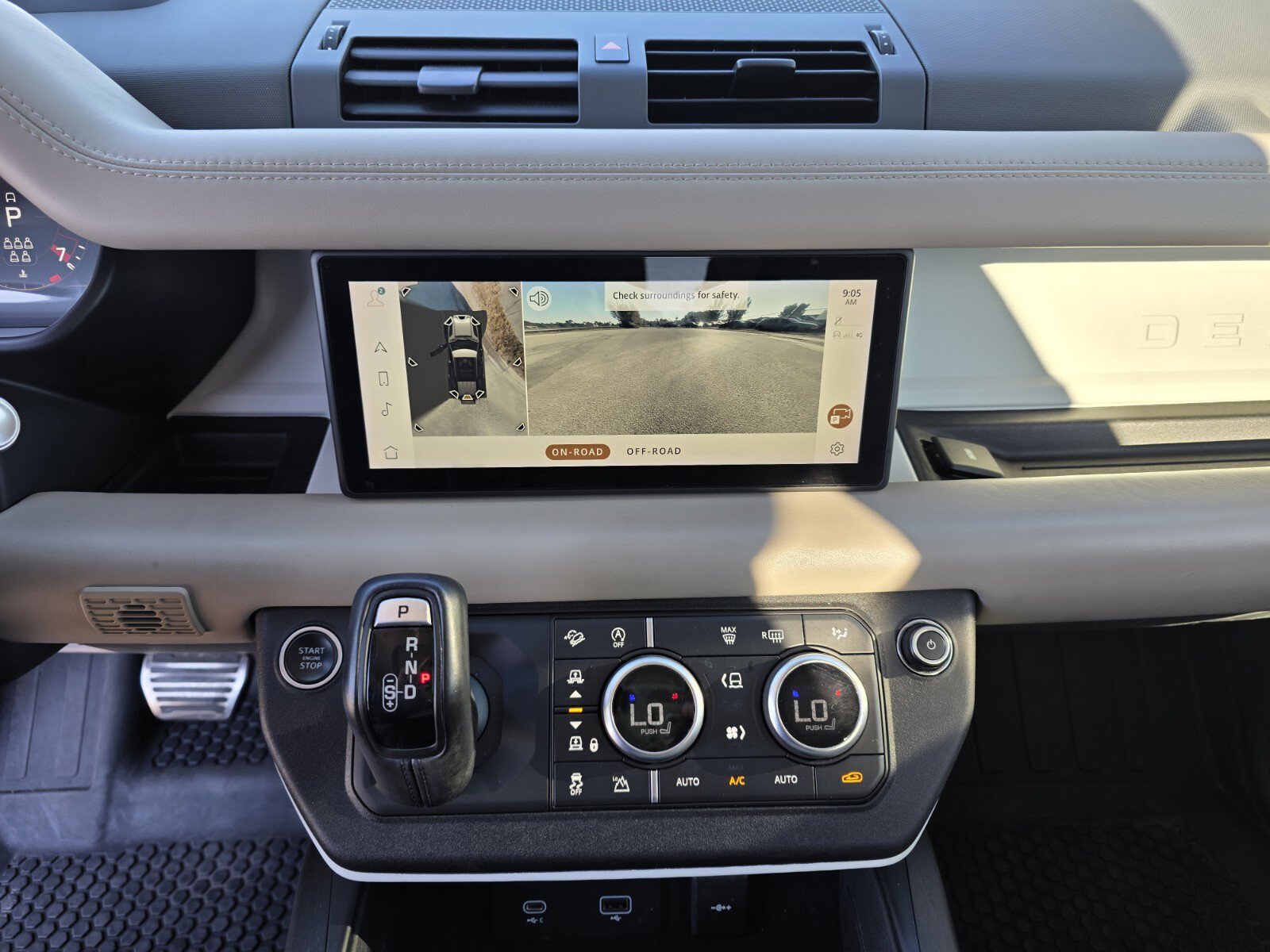 Used 2020 Land Rover Defender 110 HSE image 20