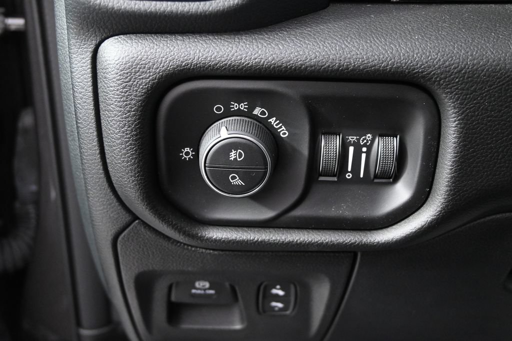 Used 2026 RAM 1500 Big Horn AWD/4WD image 23