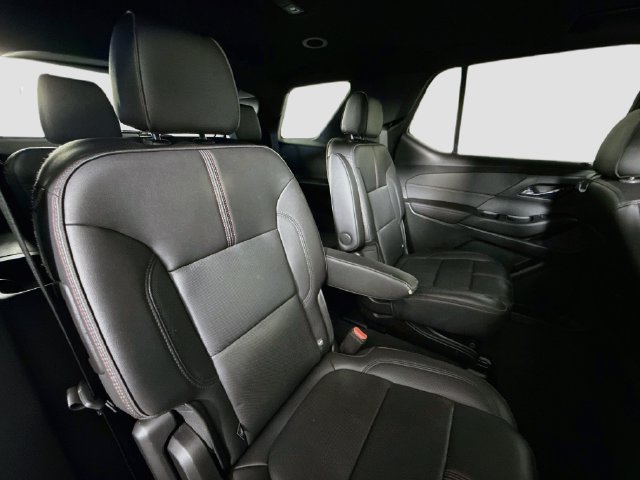 Used 2022 Chevrolet Traverse RS FWD image 26