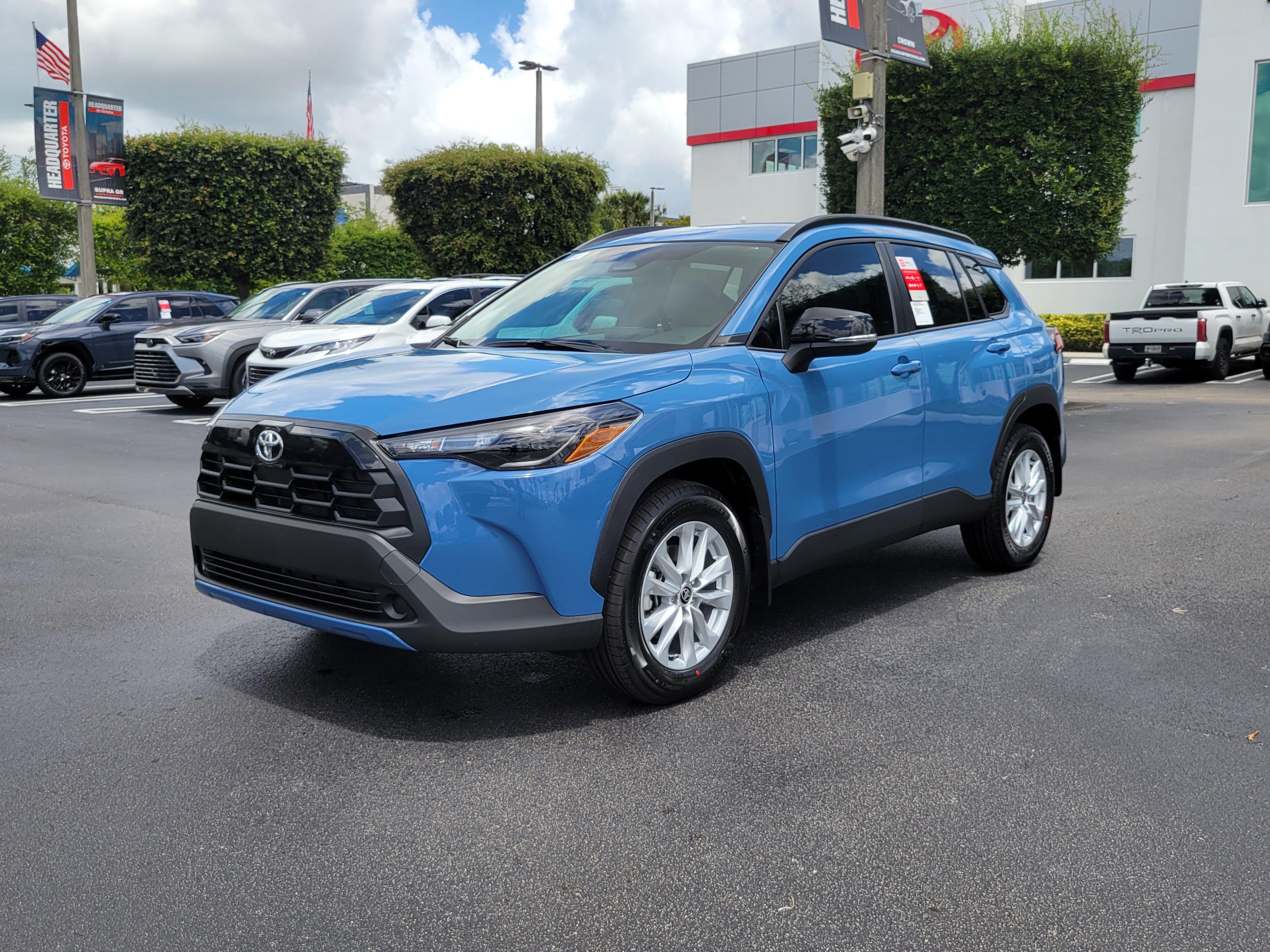 New 2026 Toyota Corolla Cross LE FWD image 6