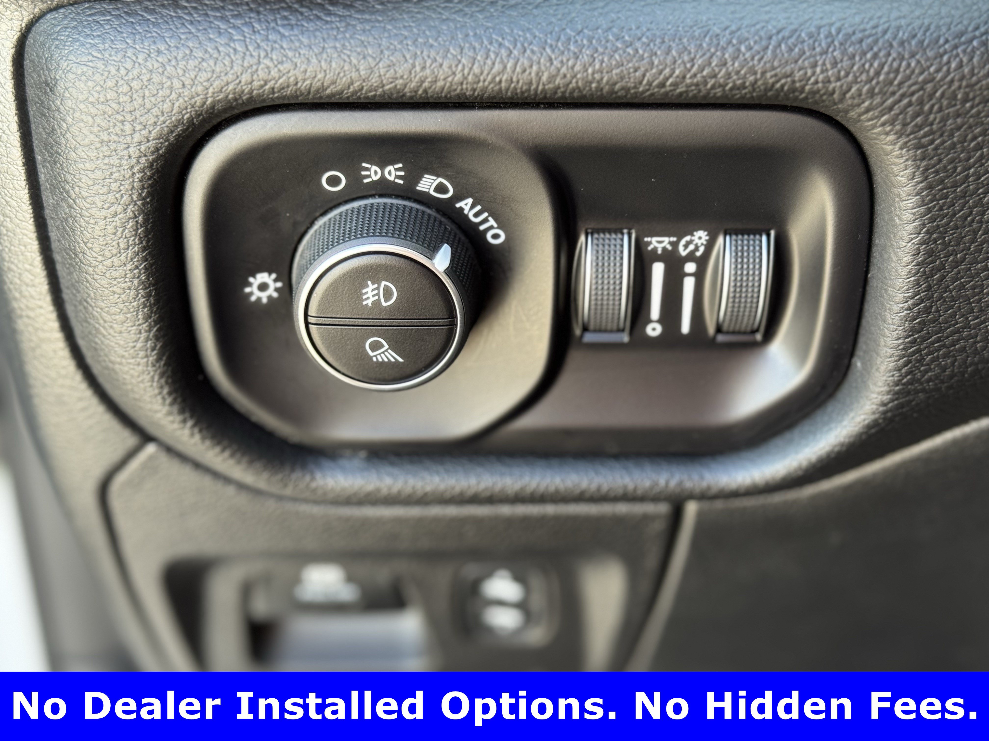 Used 2025 RAM 1500 Laramie w/ Sport Appearance Package AWD/4WD image 20
