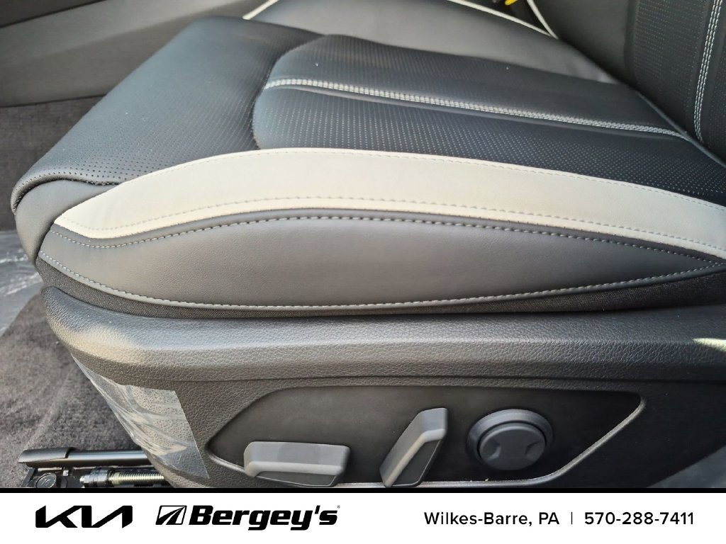 New 2026 Kia K5 GT-Line w/ GT-Line Premium Package AWD/4WD image 21
