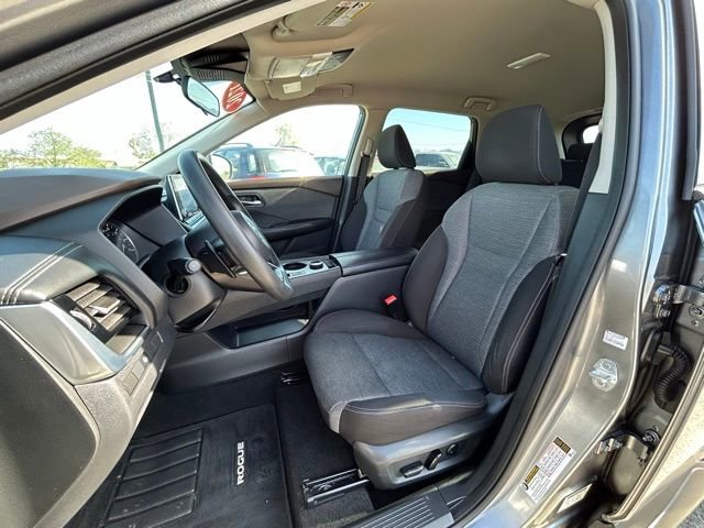 Used 2021 Nissan Rogue SV AWD/4WD image 26