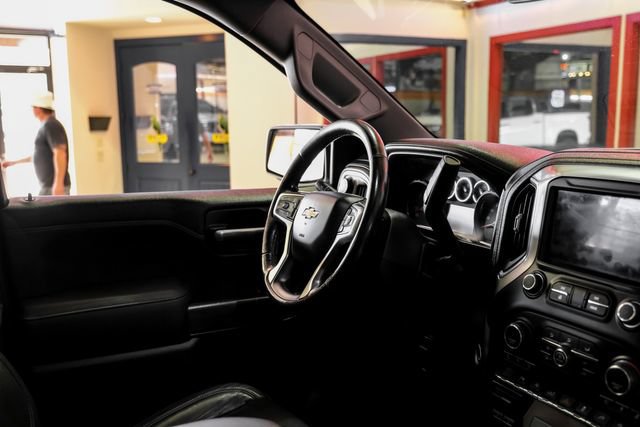 Used 2019 Chevrolet Silverado 1500 LTZ w/ LTZ Texas Edition AWD/4WD image 15