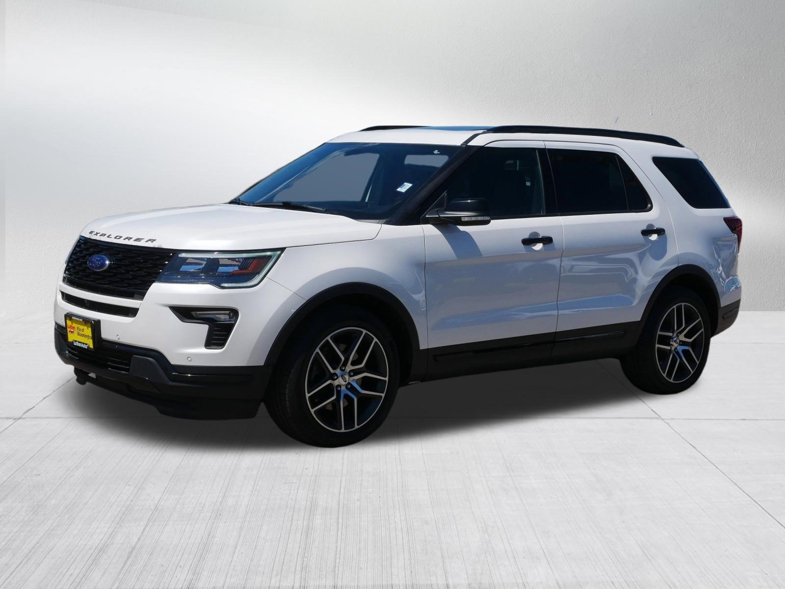 Used 2018 Ford Explorer Sport w/ Equipment Group 401A AWD/4WD image 3