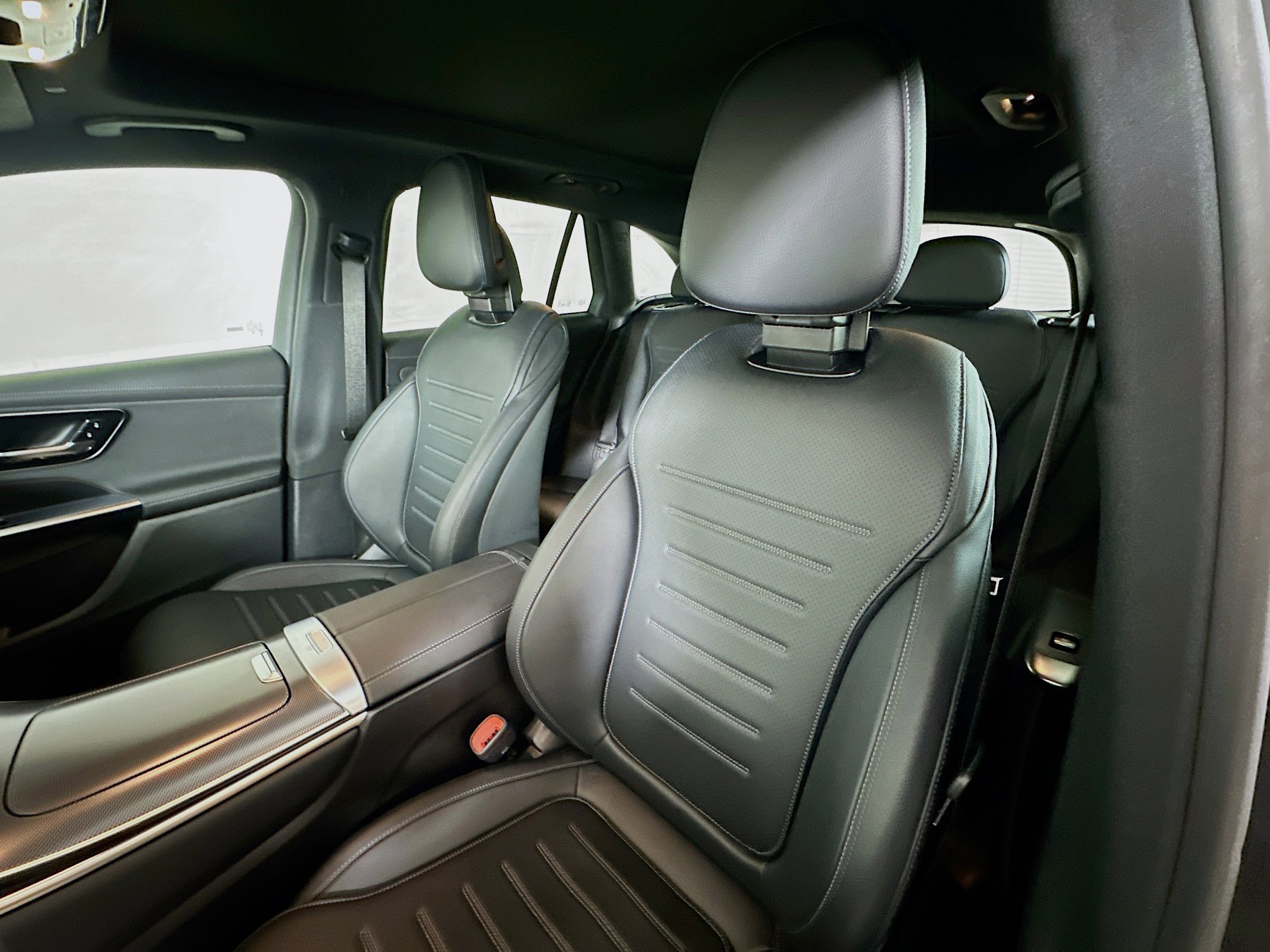 Certified 2025 Mercedes-Benz GLC 300 GLC 300 image 21