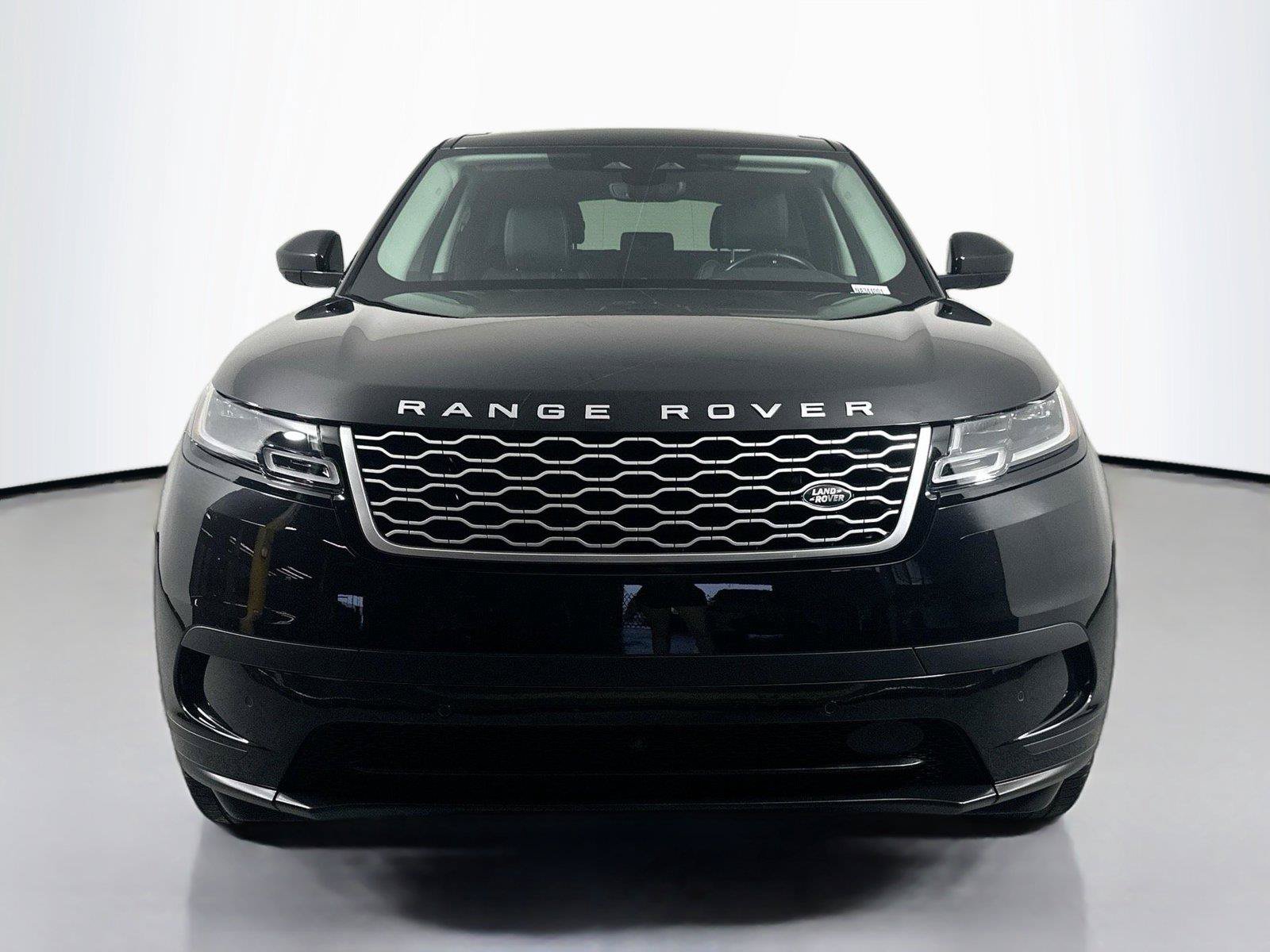 Used 2022 Land Rover Range Rover Velar S AWD/4WD image 2