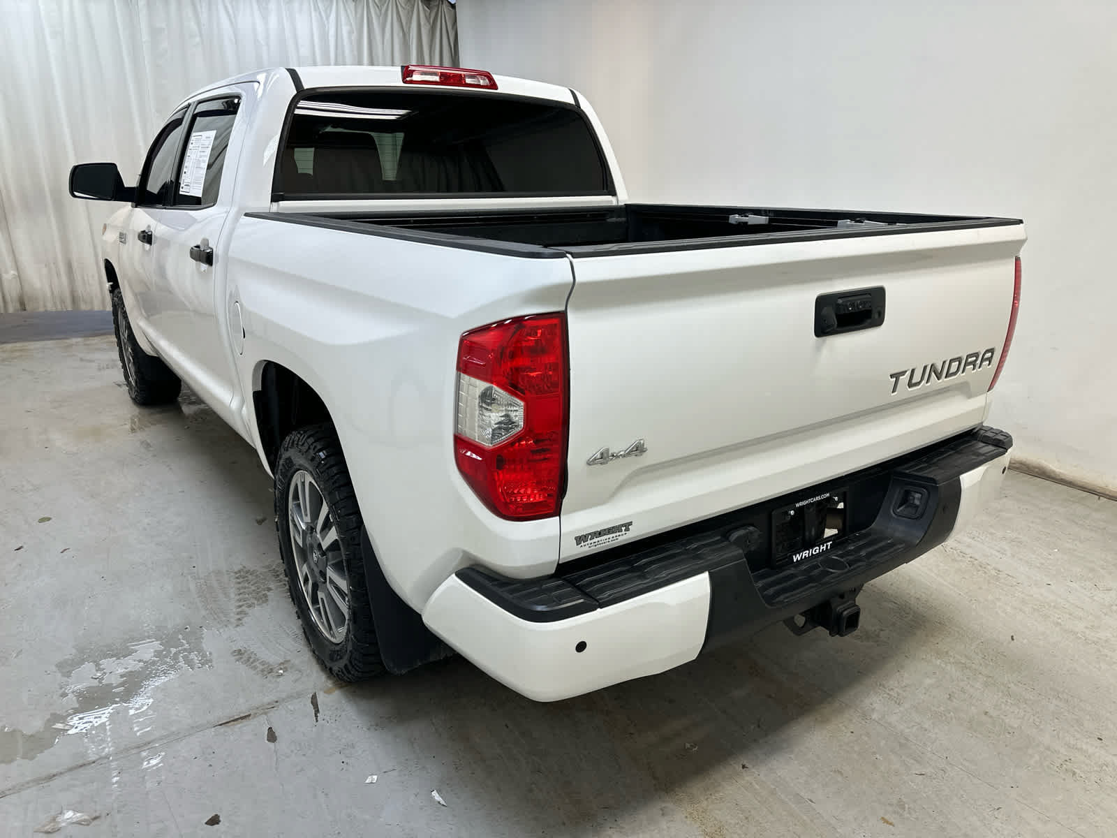 Used 2019 Toyota Tundra Platinum AWD/4WD image 2