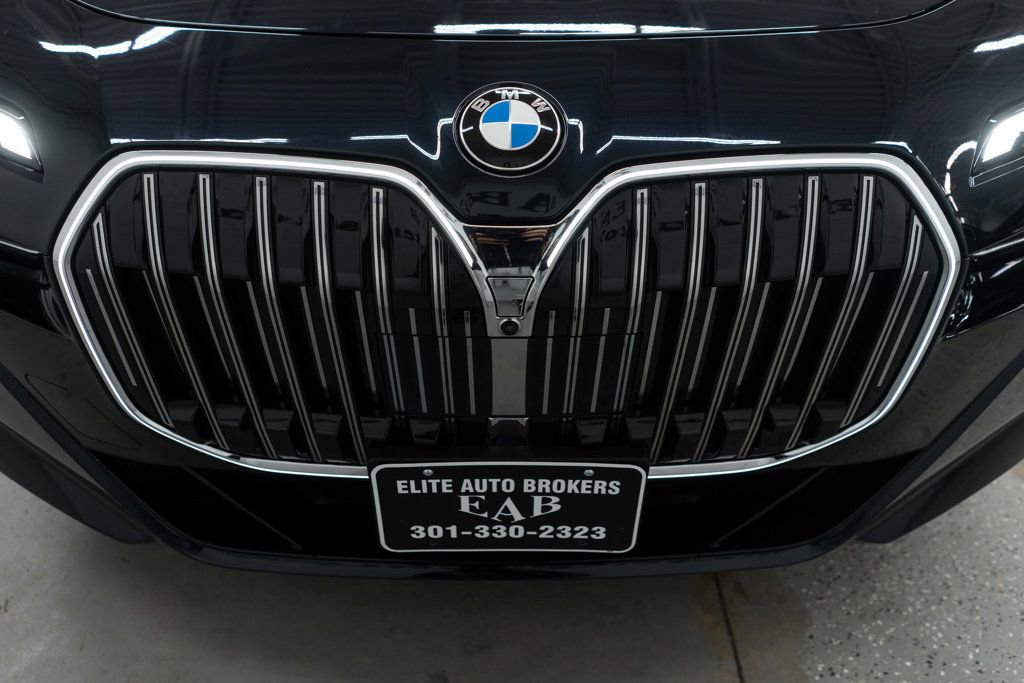 Used 2024 BMW 740i xDrive image 47