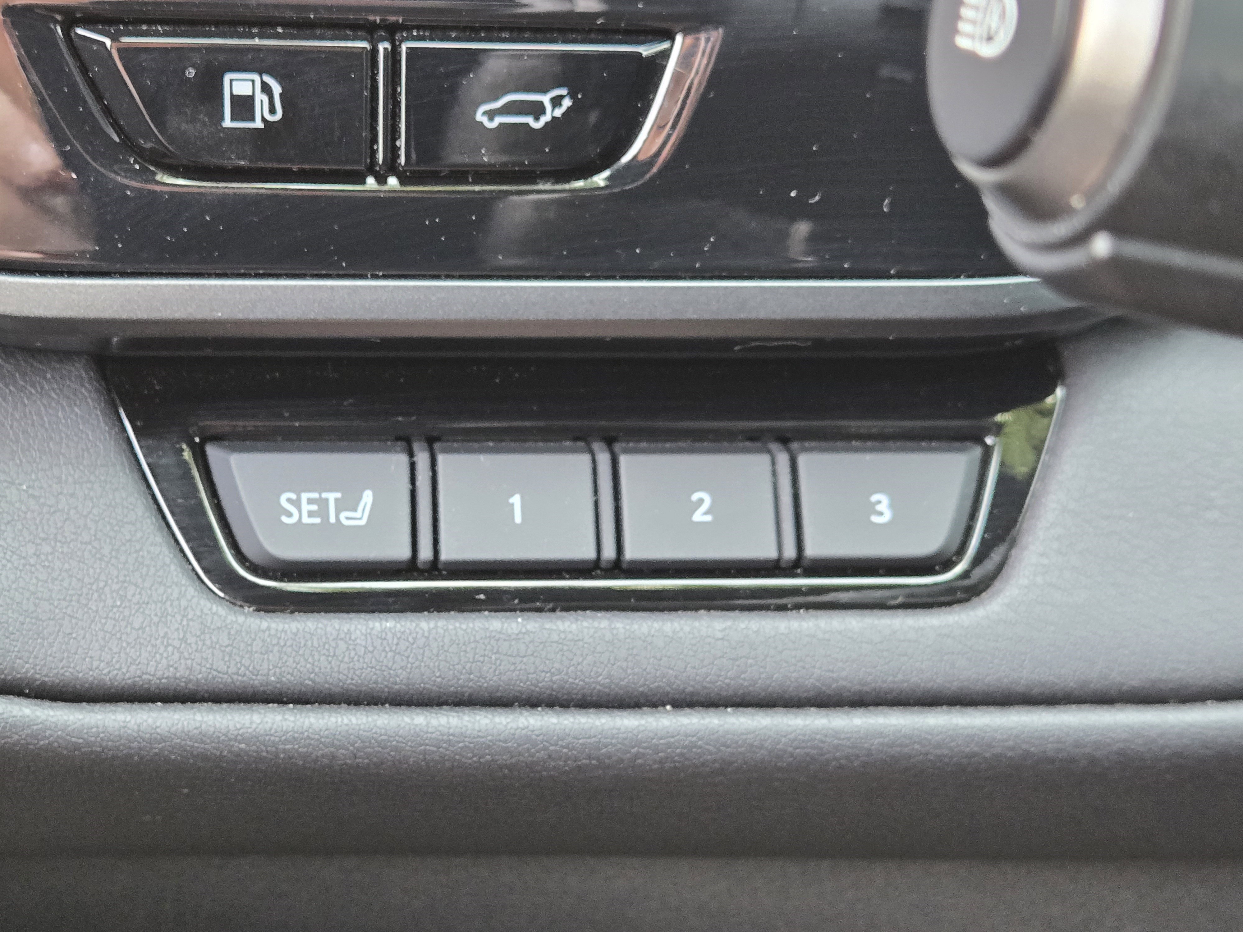 Used 2025 Lexus TX 350 AWD w/ Technology Package image 16