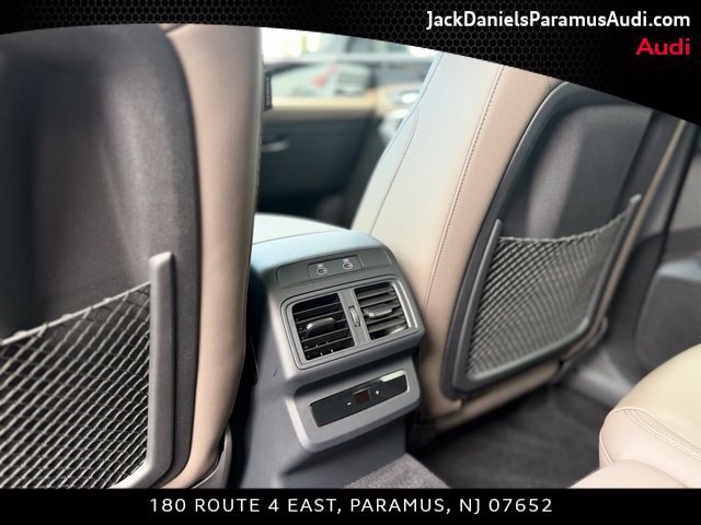 Used 2025 Audi Q5 Premium w/ Convenience Package AWD/4WD image 15
