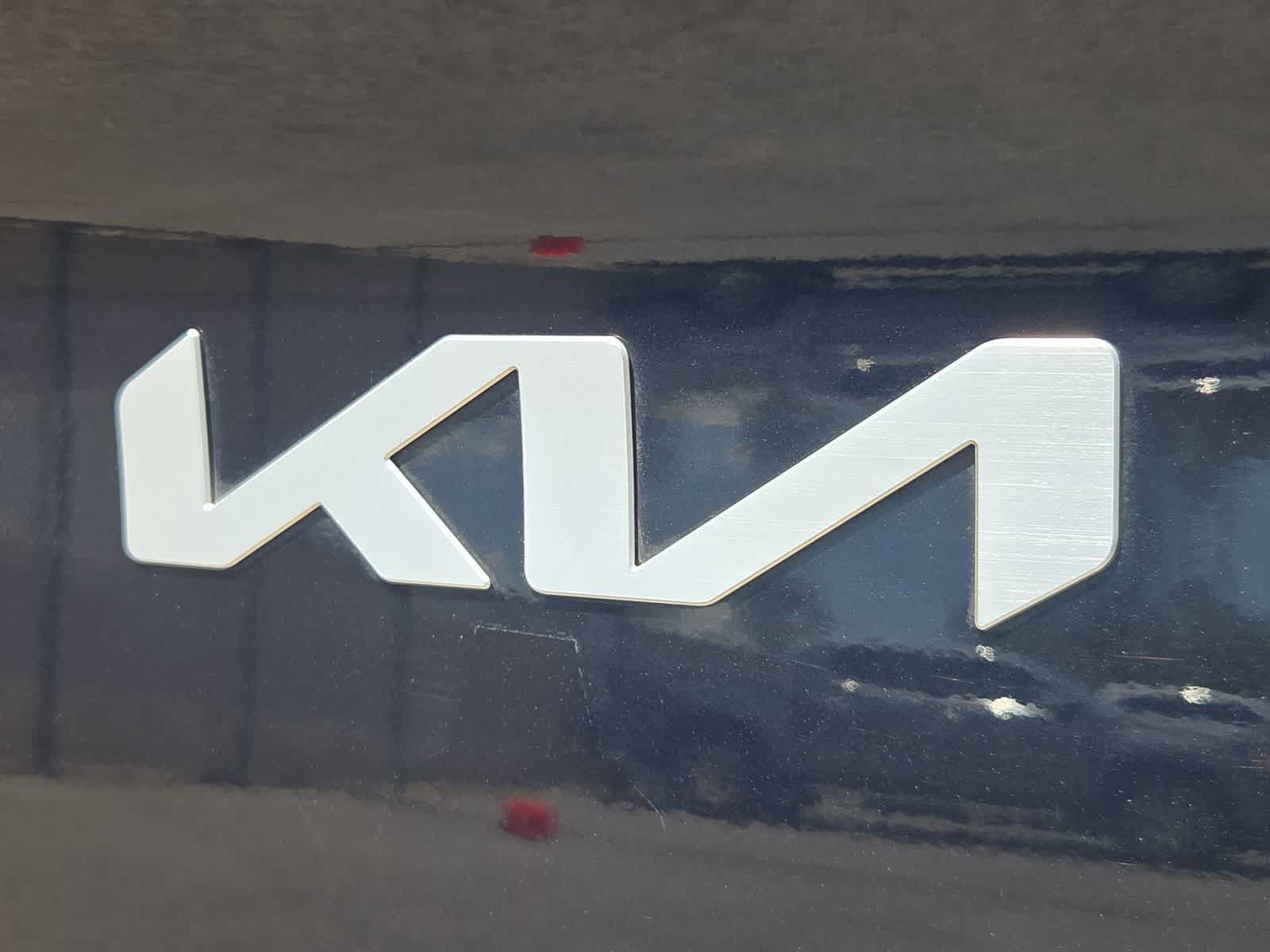 Used 2023 Kia EV6 Wind w/ Wind Technology Package AWD/4WD image 11