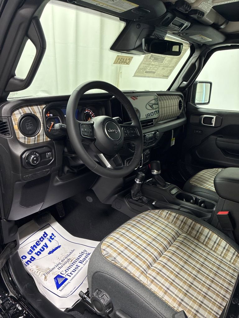New 2026 Jeep Gladiator Sport AWD/4WD image 10