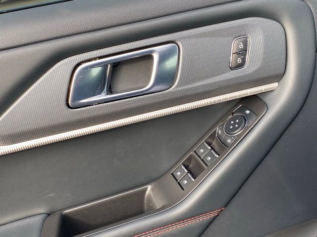 New 2026 Ford Explorer ST-Line image 25