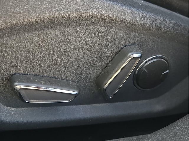 Used 2016 Ford Fusion SE image 22