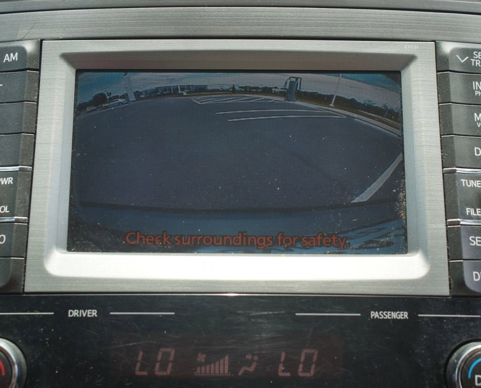 Used 2011 Toyota Avalon Limited FWD image 8