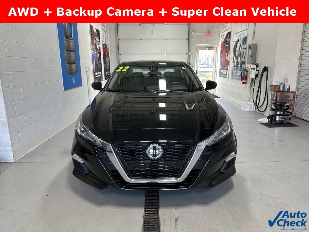 Used 2022 Nissan Altima 2.5 SV image 2