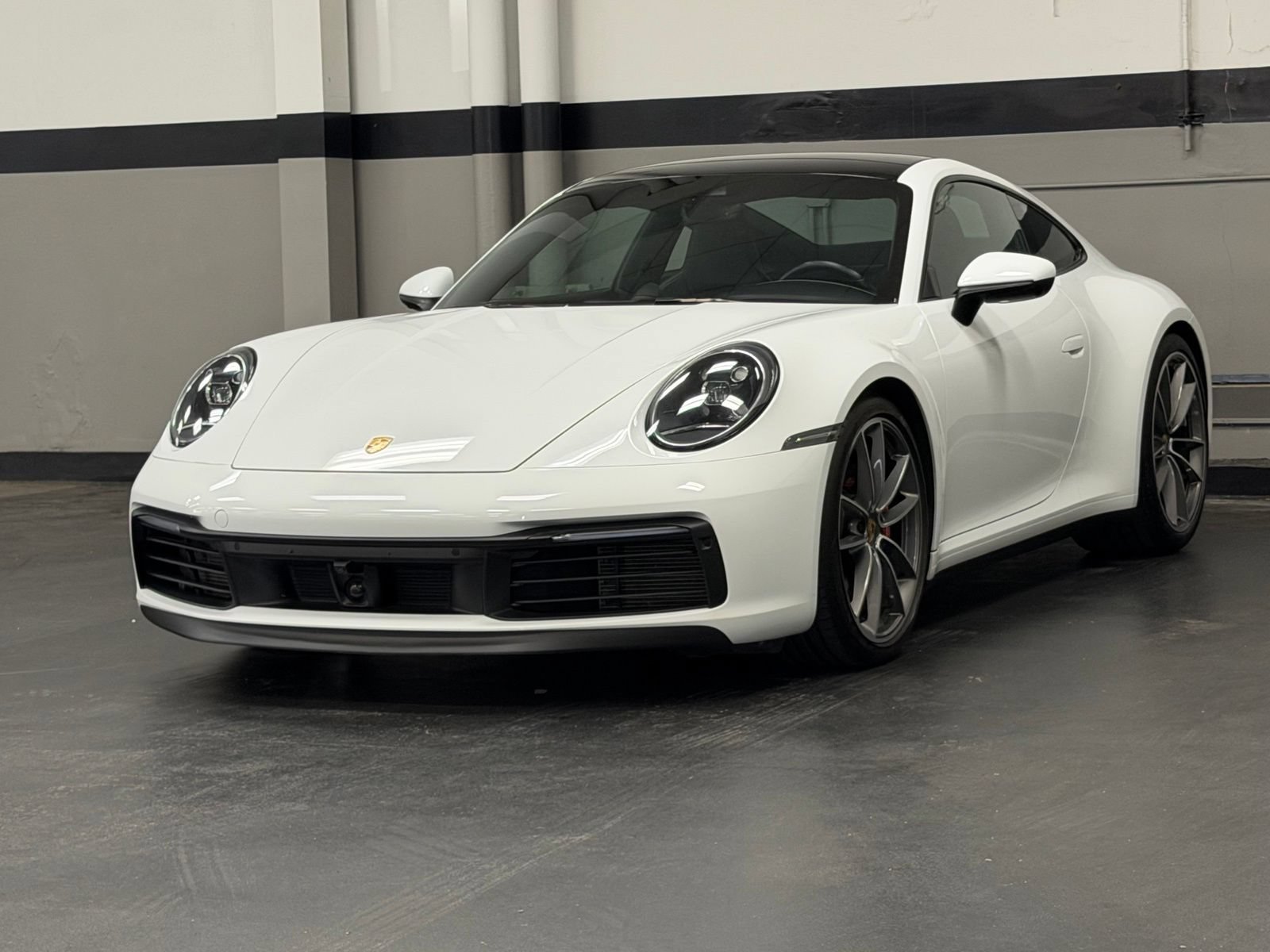 Used 2020 Porsche 911 Carrera S w/ Sport Package RWD image 5