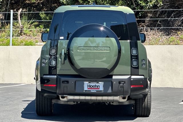 New 2026 Land Rover Defender 130 X-Dynamic SE AWD/4WD image 4
