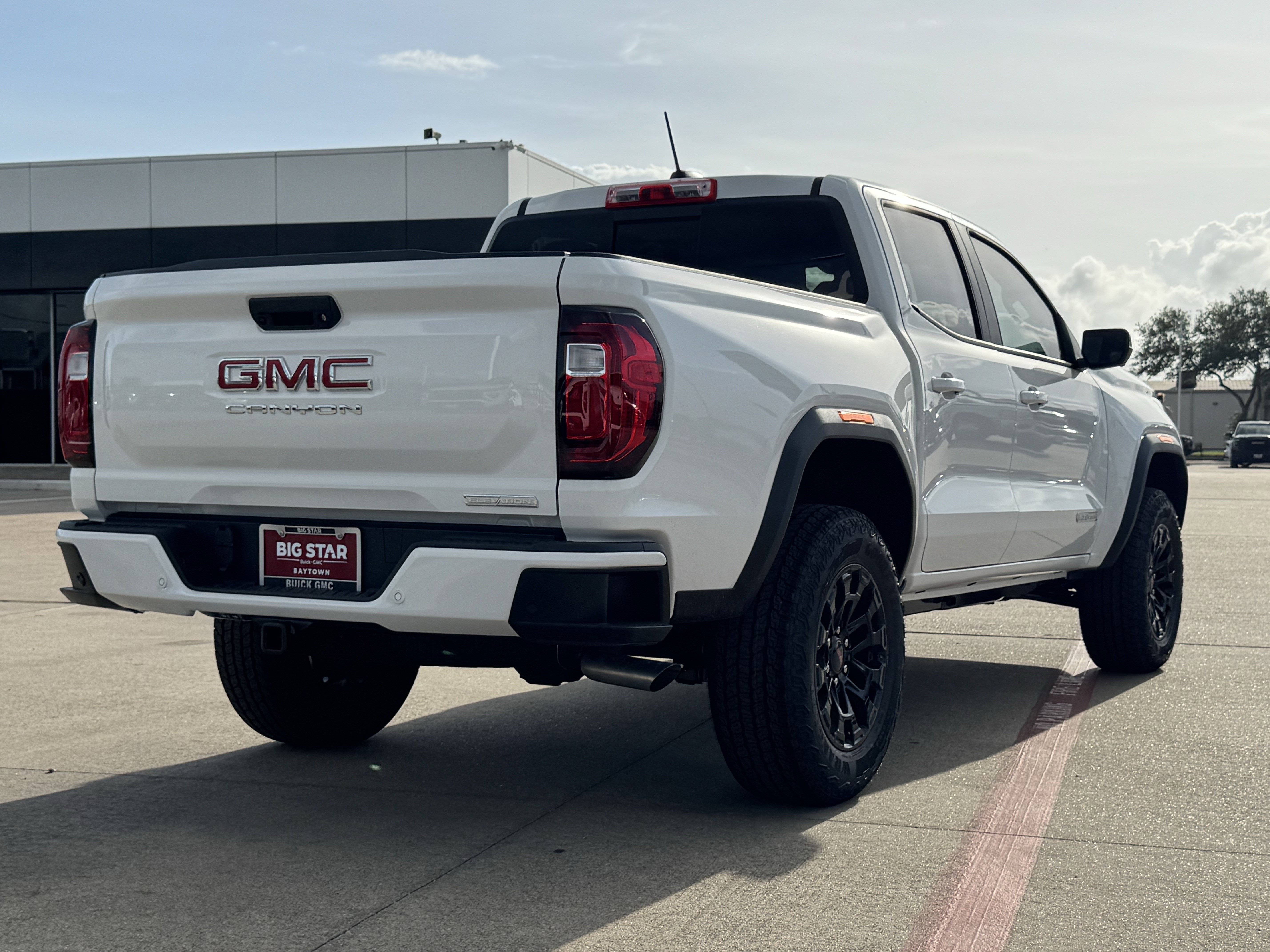 New 2026 GMC Canyon Elevation w/ Convenience Package RWD image 8