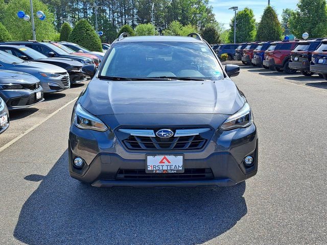 Used 2022 Subaru Crosstrek 2.5i Limited w/ Moonroof Package 2 AWD/4WD image 3