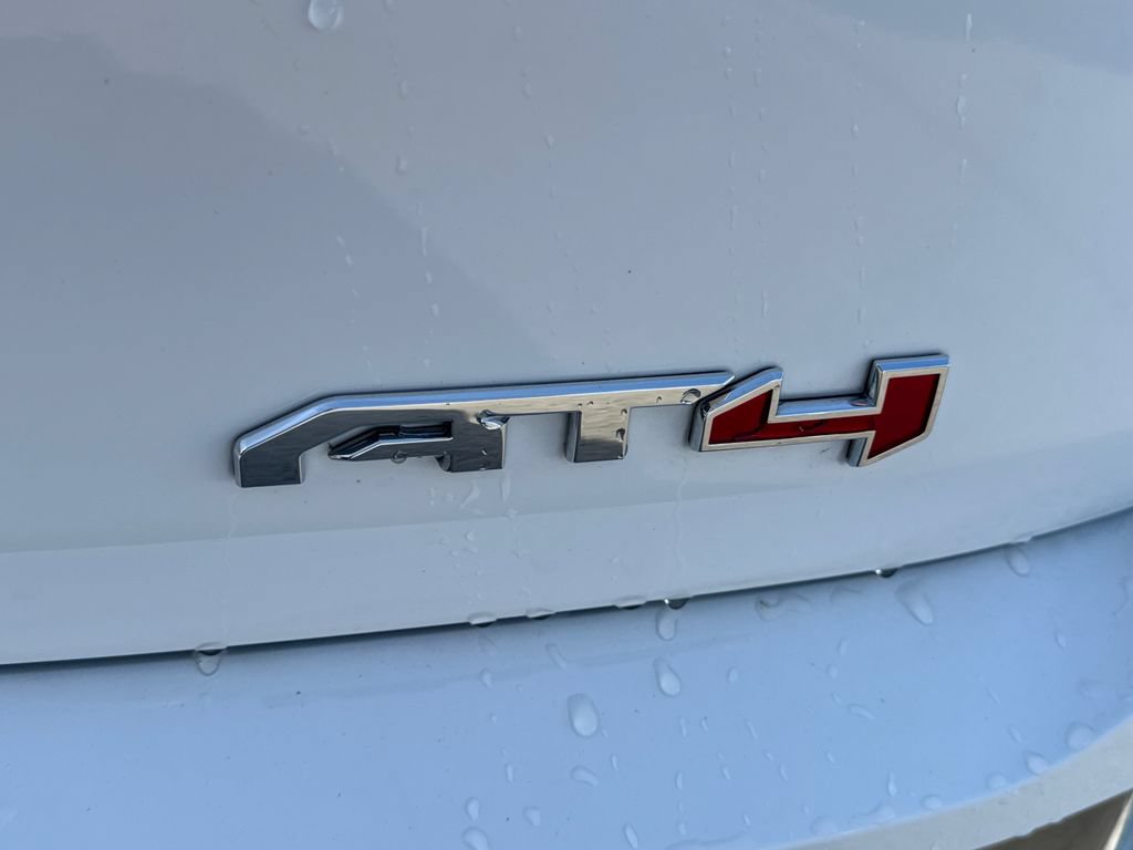 Used 2024 GMC Terrain AT4 w/ Tech Package AWD/4WD image 6