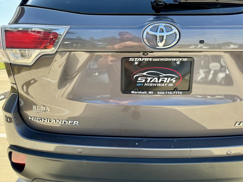Used 2016 Toyota Highlander Limited image 10
