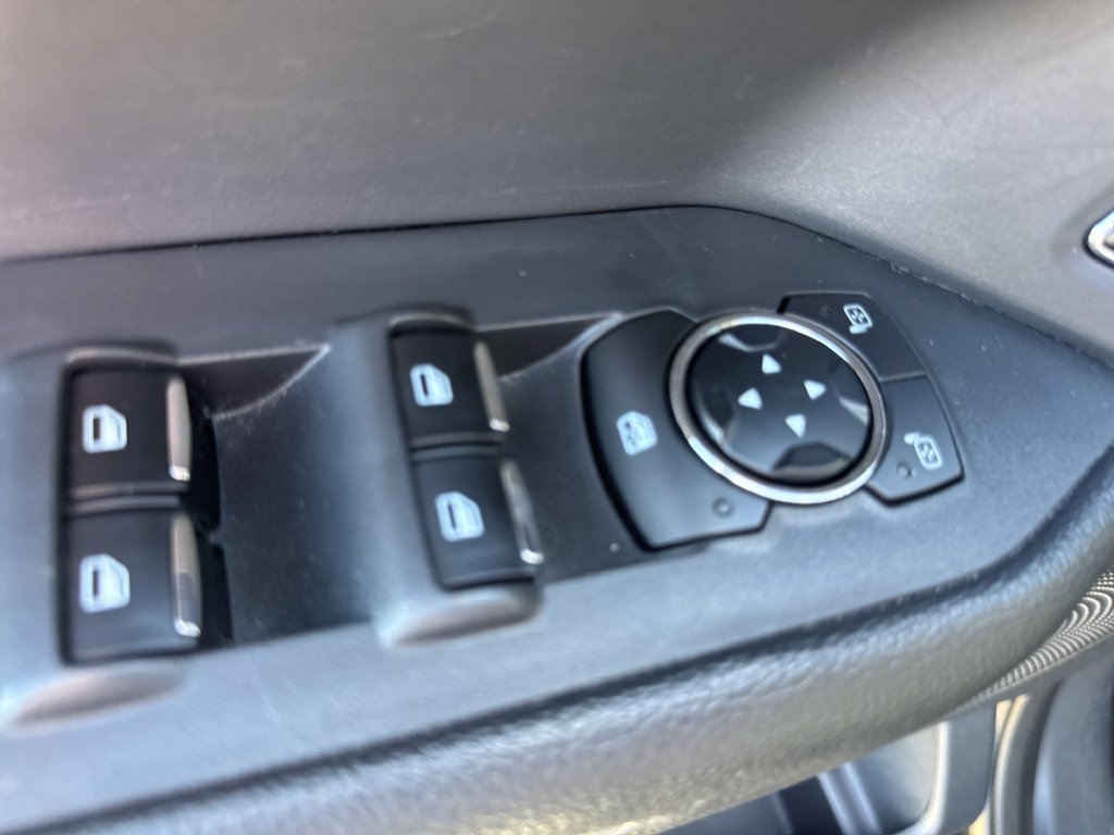 Used 2024 Ford Expedition XLT AWD/4WD image 18
