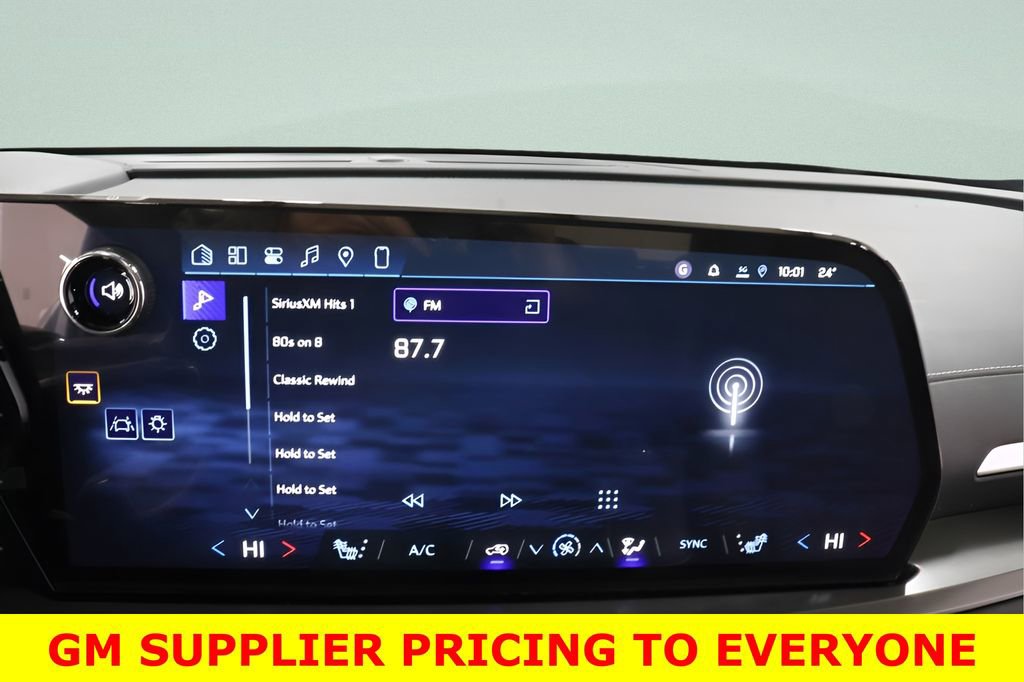 New 2026 Chevrolet Traverse LT w/ Sun and Wheel Package image 13